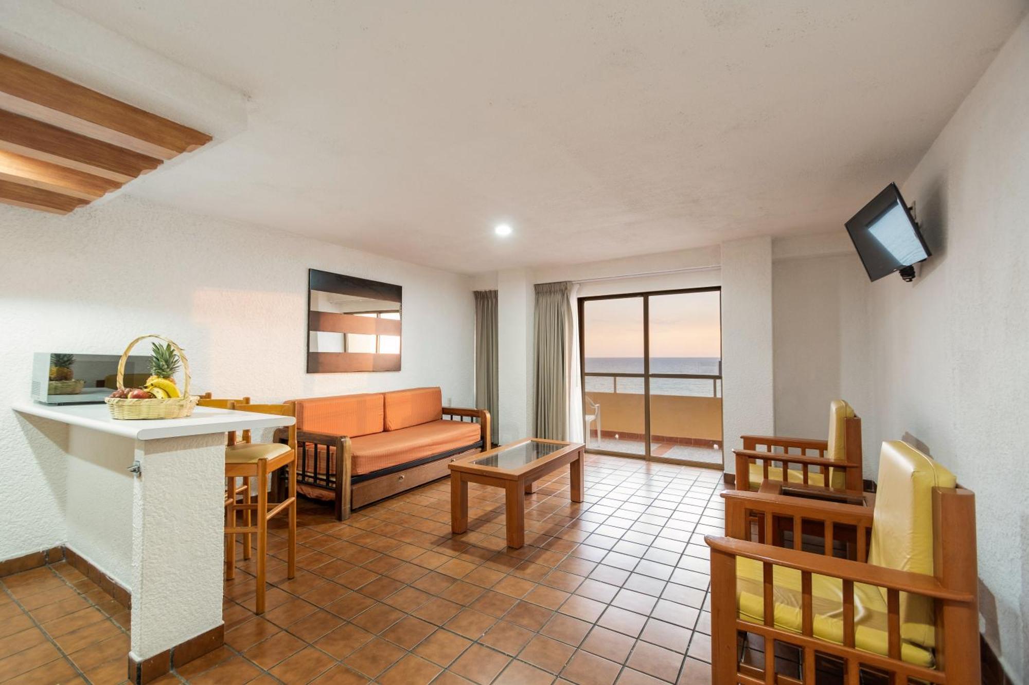 Costa De Oro Beach Hotel Mazatlán Pokoj fotografie